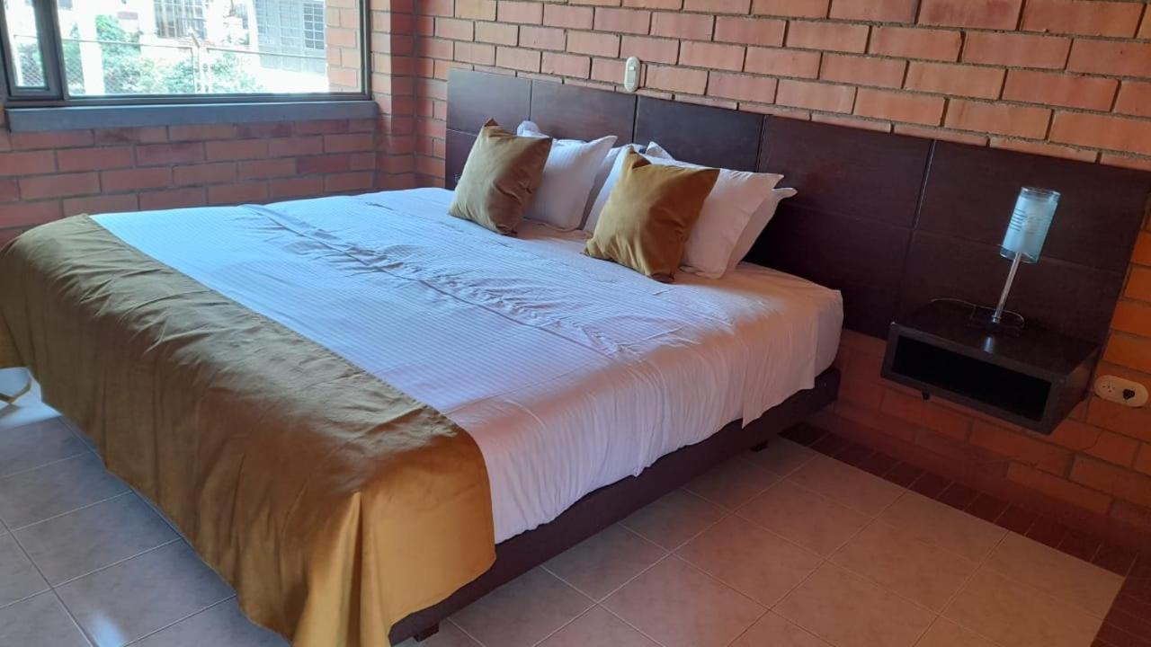 Hotel Villa Vianney Пайпа Екстер'єр фото